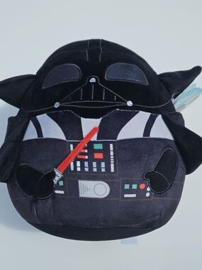 NWT Squishmallows Black Star Wars Darth Vader Plush with Red Lightsaber